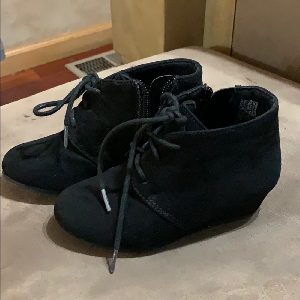 Toddler suede Wedges